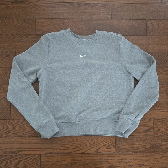 Nike Sweaters - Nike Dri-fit Women Gray Small Logo Print Sweater Size S